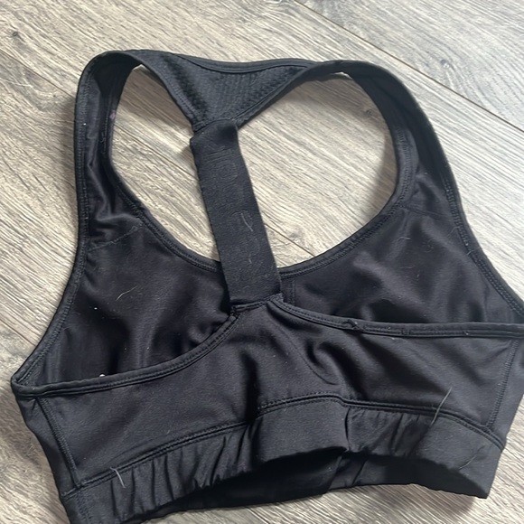 Reebok sports bra - Picture 3 of 5